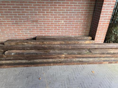 Partij oude houten vloerbalken / balken, Tuin en Terras, Palen, Balken en Planken, Gebruikt, Balken, 250 cm of meer, Ophalen