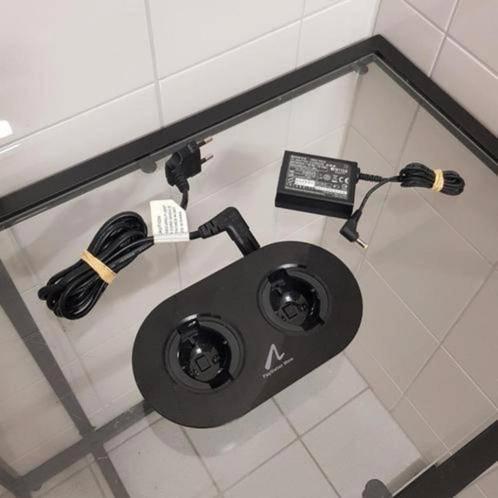 Originele SONY Move Oplaadstation, Spelcomputers en Games, Games | Sony PlayStation 3, Gebruikt, Muziek, 1 speler, Vanaf 12 jaar