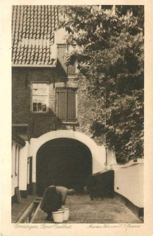 (300-110-011) Groningen Gasthuis, Verzamelen, Ansichtkaarten | Nederland, Groningen, Verzenden