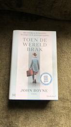 John Boyne - Toen de wereld brak, John Boyne, Ophalen of Verzenden, Zo goed als nieuw, Nederland