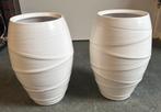Mooie stenen vazen, Ophalen, Steen, Wit, Zo goed als nieuw