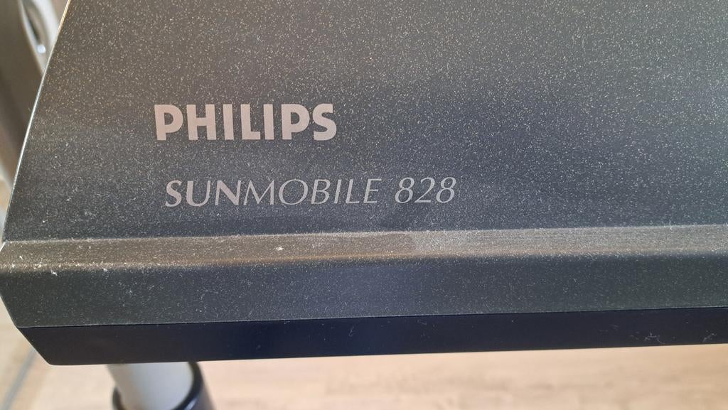 Philips Sunmobile 828 Zonnebank - Goede Staat, Ophalen, Gebruikt, Zonnebank dubbelzijdig, Minder dan 10 lampen