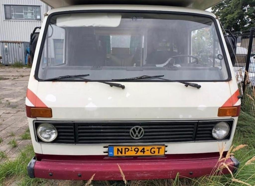 Oldtimer camper - Geen APK, geen wegenbelasting, goede staat, Caravans en Kamperen, Campers, Chemisch toilet, Volkswagen, Tot en met 2