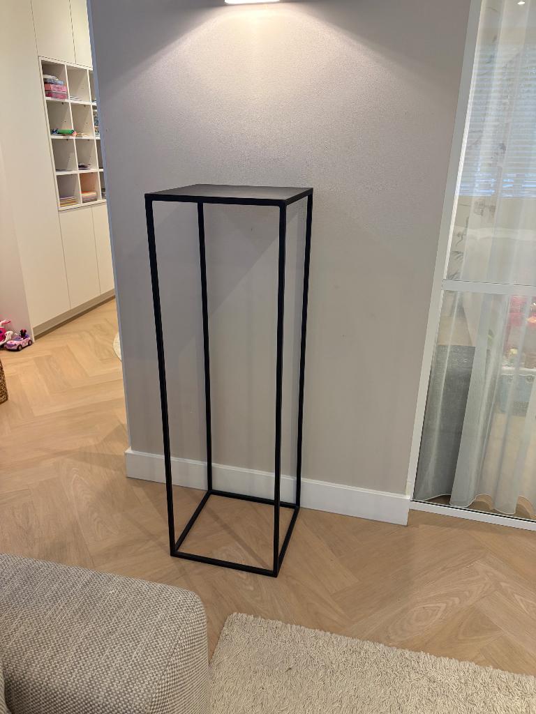 Zwarte pilaar, Ophalen, Nieuw