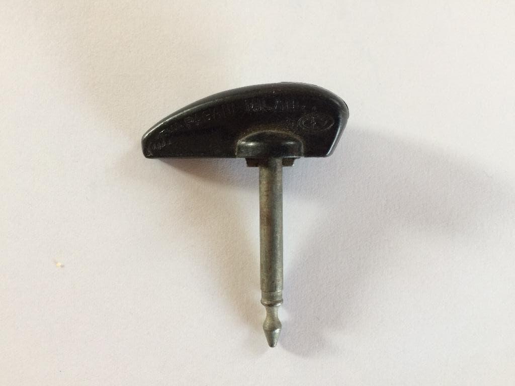 RUILEN: sleutel van Pagani Milano voor oldtimer motorfiets, Motoren, Onderdelen | Oldtimers, Ophalen of Verzenden