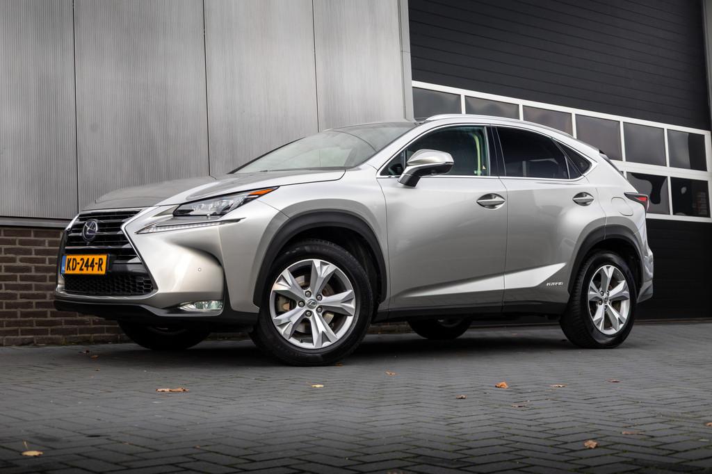 Lexus NX 300h 198 pk AWD President Line / Red-Carpet/ Stoel., Automaat, Gebruikt, 1760 kg, Bedrijf