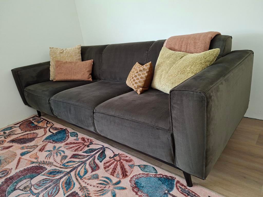 Woood Statement 3-zits bank – 230 cm – velvet groen, Huis en Inrichting, Banken | Bankstellen, Ophalen, Modern, Robuust, Driepersoons
