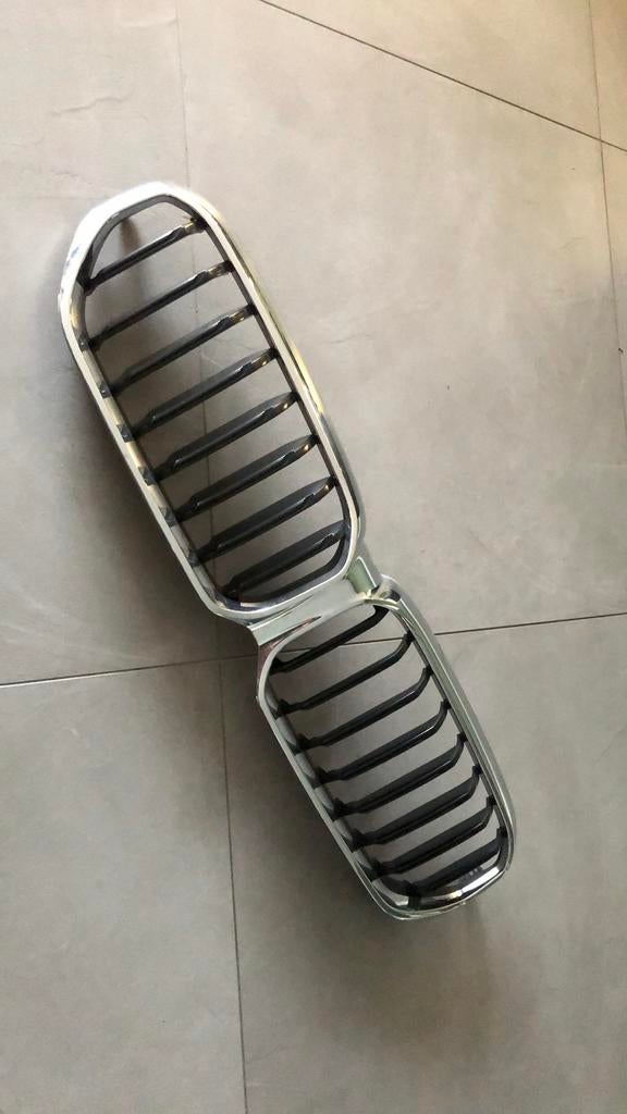 BMW Nierengrille (Voor) - Gebruikt 5 serie G30 lci 2020, Auto-onderdelen, Gebruikt, Voor, Ophalen of Verzenden, Bumper