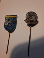 Schaatsspeldjes Heerenveen WK 77 & Götenburg WK 71, Ophalen of Verzenden, Gebruikt, Sport, Speldje of Pin