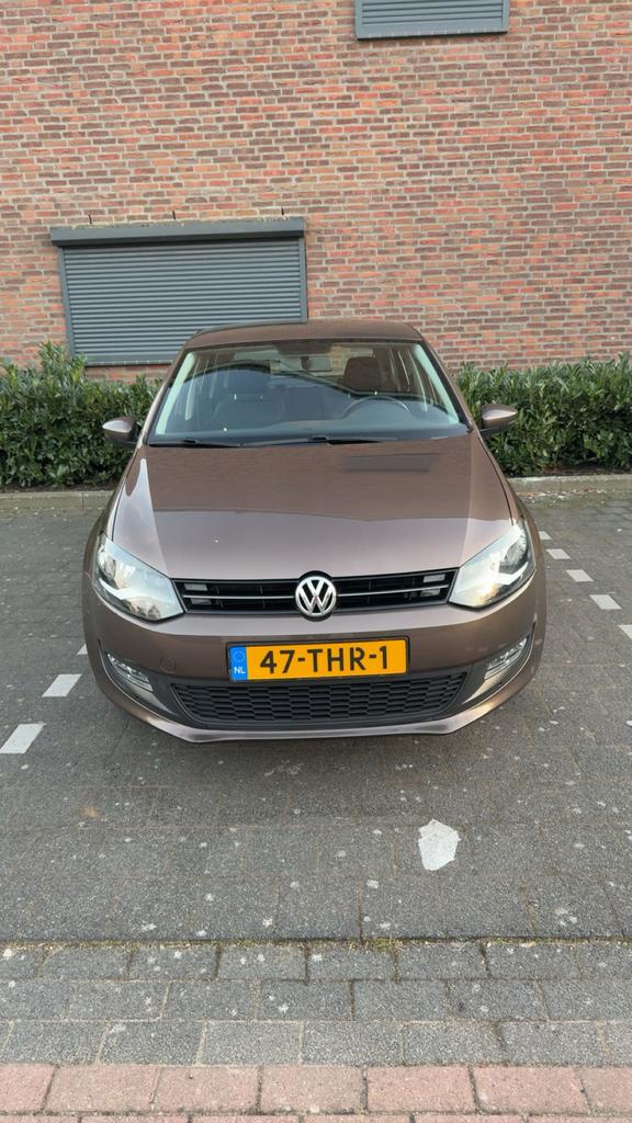 Volkswagen Polo 1.2 TSI 66KW 2012 Bruin, Auto's, Volkswagen, Voorwielaandrijving, Euro 5, 40 €/maand, Bruin