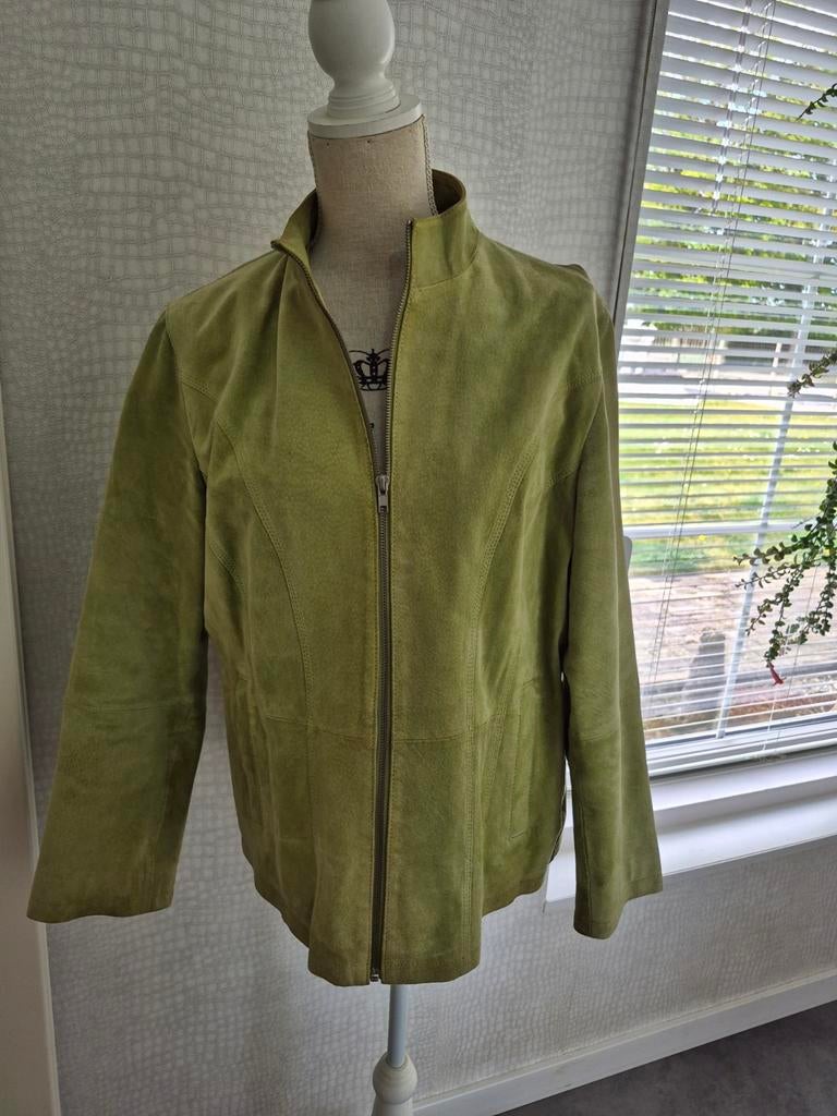 Revolution Leren Suède Jasje Appelgroen Maat 44, Ophalen of Verzenden, Gedragen, Groen, Maat 42/44 (L)