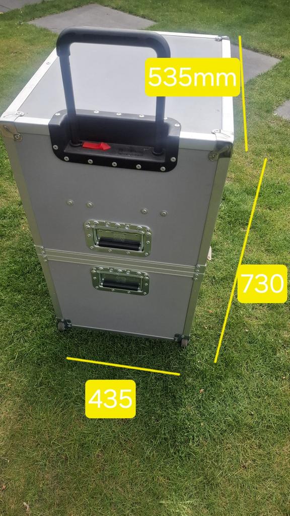 Flightcase 2stuks, Ophalen, Zo goed als nieuw