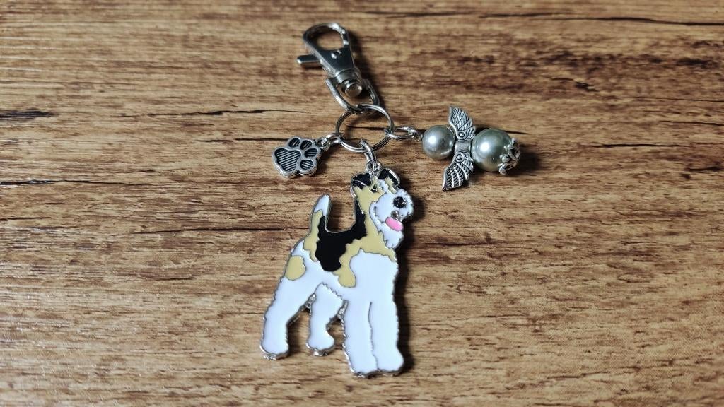 Sleutelhanger groot Foxterriër emaille met guardian angel, Dieren en Toebehoren, Verzenden, Nieuw
