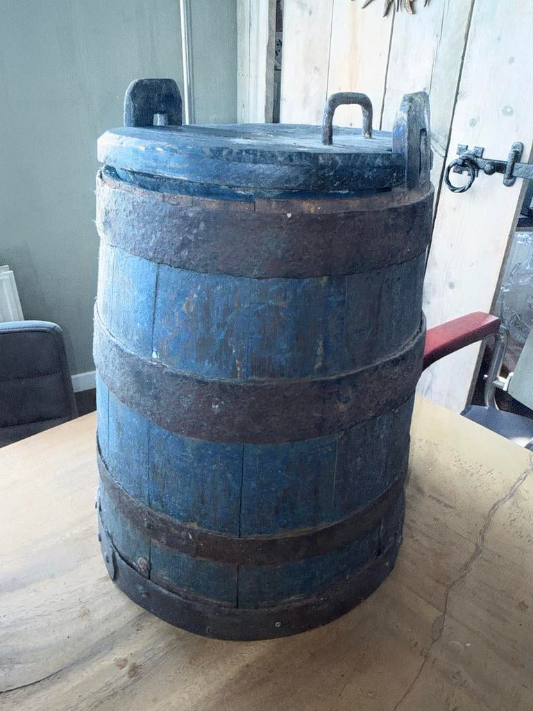 Antieke houten karnton / boterton – blauw, Antiek en Kunst, Curiosa en Brocante, Ophalen