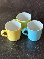 9 Arzberg Tric Sieger Design espresso kopjes geel blauw groe, Gebruikt, Ophalen of Verzenden, Effen, Kop(pen) en/of Schotel(s)