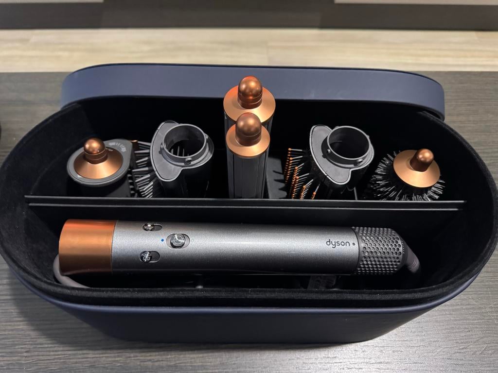 Dyson Airwrap Complete Long – Nikkel/Koper, Sieraden, Tassen en Uiterlijk, Uiterlijk | Haarverzorging, Ophalen of Verzenden, Zo goed als nieuw