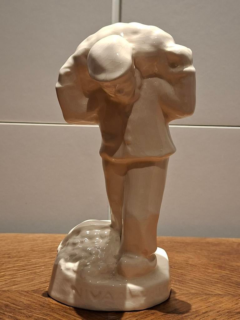 Art deco beeld van een aardappel drager?, Ophalen of Verzenden, Zo goed als nieuw, Mens