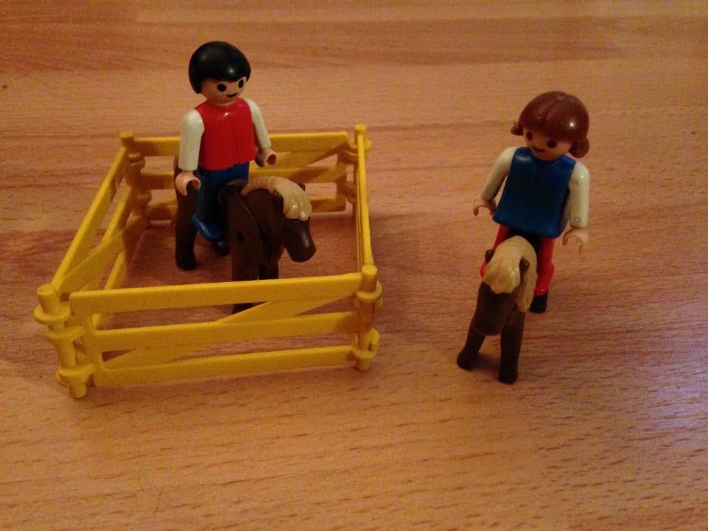 Playmobil pony's 3579, Ophalen of Verzenden, Gebruikt, Complete set