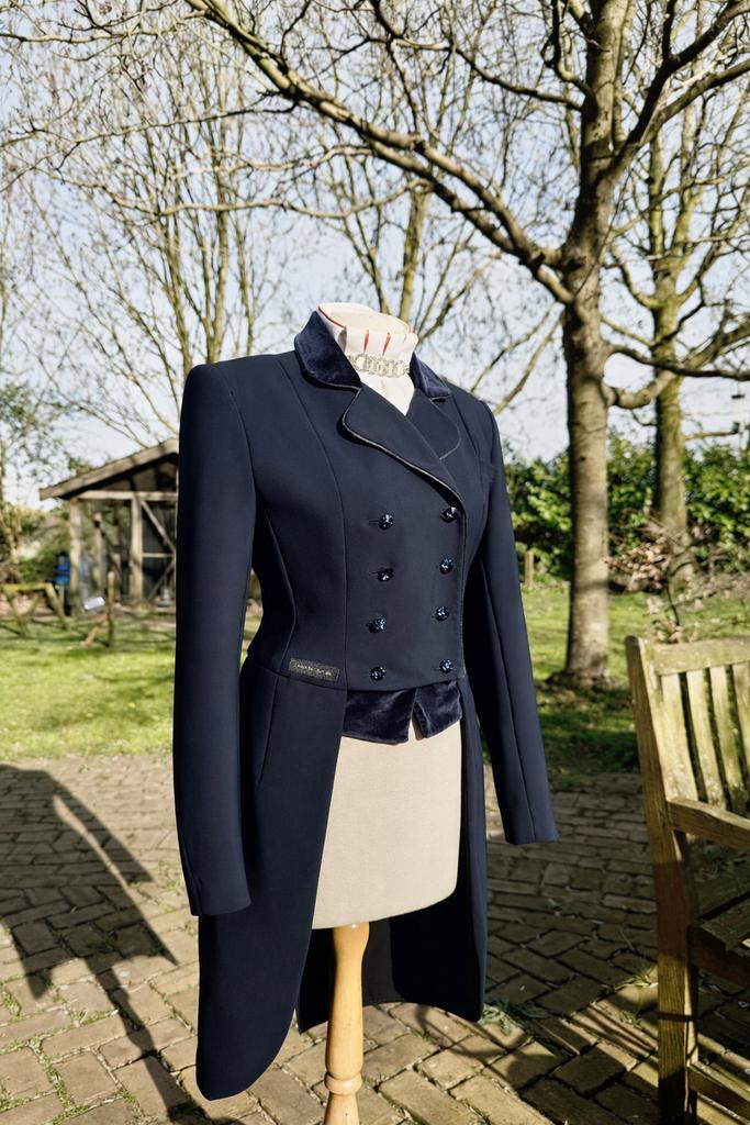 Lamantia Couture dressuurfrack, slipjas, donkerblauw 36, Dieren en Toebehoren, Paardrijkleding, Zo goed als nieuw, Dames, Bovenkleding