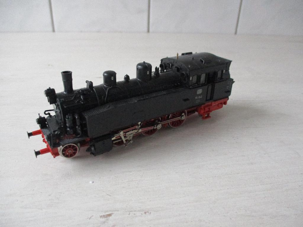 Märklin Stoomlok 75 042 DB 8313 Hamo, Hobby en Vrije tijd, Modeltreinen | H0, Ophalen, Wisselstroom, Locomotief, Zo goed als nieuw