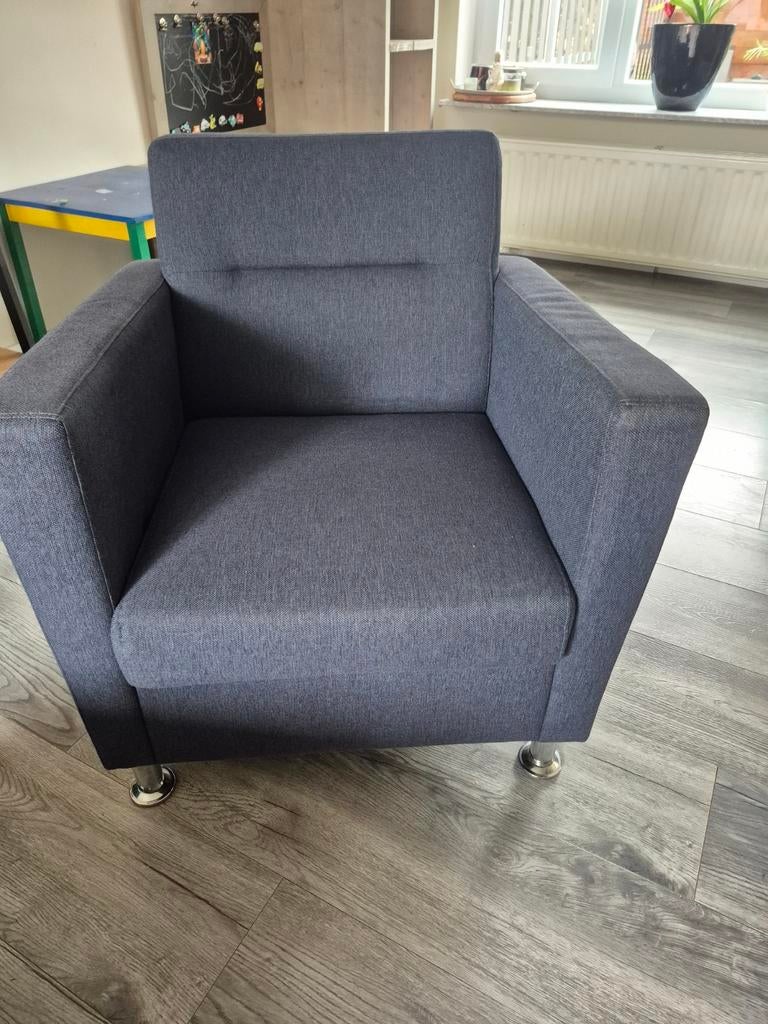 Gratis!! Donkerblauwe fauteuil, Ophalen, Gebruikt, 75 tot 100 cm, 50 tot 75 cm