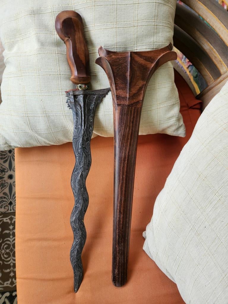 Keris Bali 9 Luk Seselet Pamor Lar Gangsir Timoho Sono KTC26, Verzenden