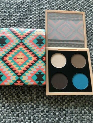MAC Eyeshadow x4- Wild Horses-Limited Edition! Nieuw!, Nieuw, Ophalen of Verzenden, Make-up, Overige kleuren