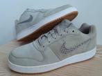 Nike Ebernon Low Premium - Maat 39, Nike, Ophalen of Verzenden, Sneakers of Gympen, Grijs