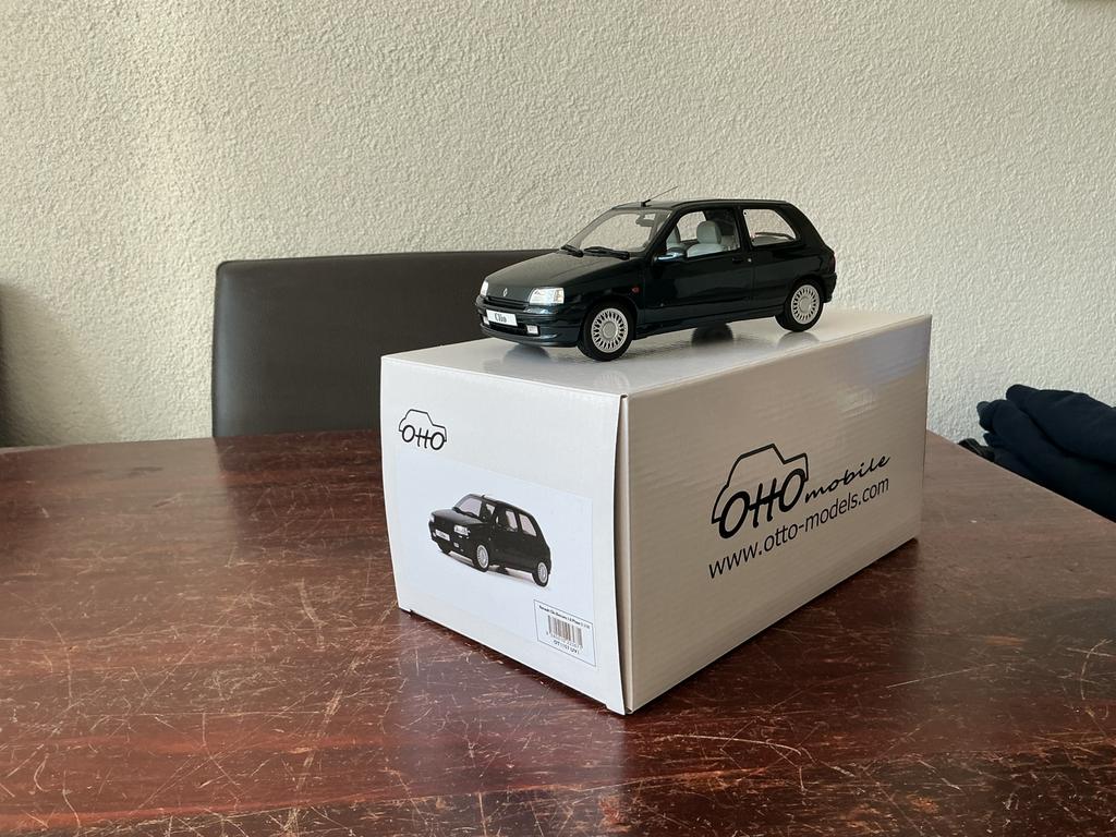 Renault. CLio Baccara, Ophalen of Verzenden, Zo goed als nieuw