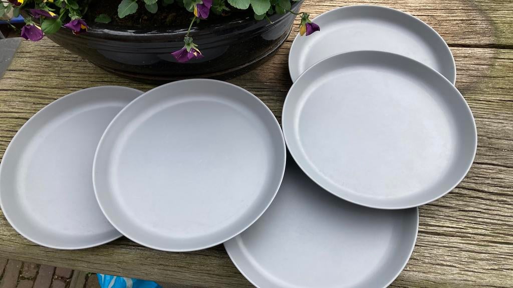 Royal VKB bordjes buitenservies 5 voor 12,50,gebruikt, Ophalen of Verzenden, Gebruikt