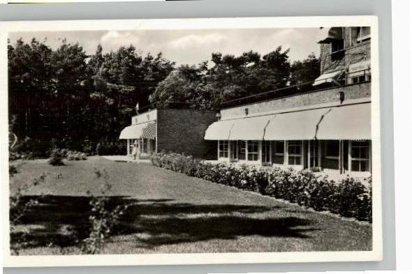 Soest Sanatorium Zonnegloren met rozenpark, Verzamelen, Ansichtkaarten | Nederland, Gelopen, Utrecht, 1940 tot 1960, Verzenden
