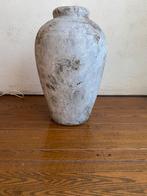 Oude stenen hoge keramische vaas, Steen, Overige kleuren, 50 tot 75 cm, Ophalen of Verzenden