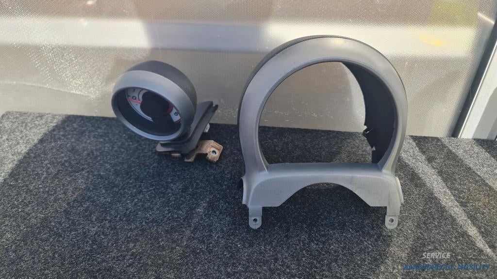 Toerenteller + afdekkap Aygo C1 107 grijs 83270-0H010 comple, Auto-onderdelen, Info@toyota.co.jp, Gebruikt, Citroën, Toyota Motor Corporation