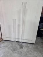 Twee hoge glazen vazen, Ophalen of Verzenden