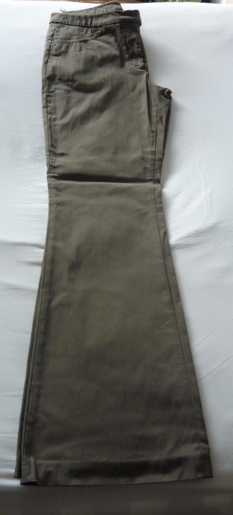 Vintage H&M kaki-groen boot-leg stretch broek maat 40, Maat 38/40 (M), H&M, Ophalen of Verzenden, Lang