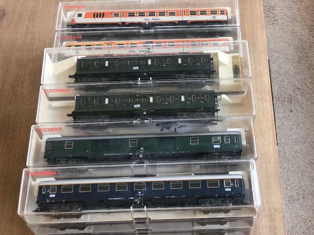 FLEISCHMANN  RIJTUIGEN    (317), Gelijkstroom, Fleischmann, Wagon, Ophalen of Verzenden