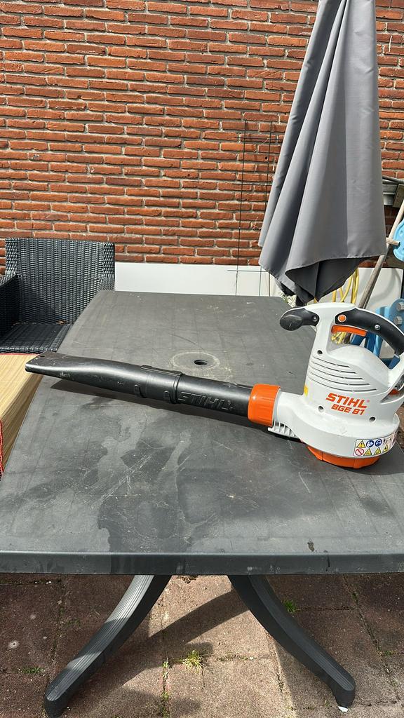 Stihl BGE 81 elecktrische bladblazer, Tuin en Terras, Bladblazers, Ophalen, Gebruikt, Elektrisch, Handgedragen