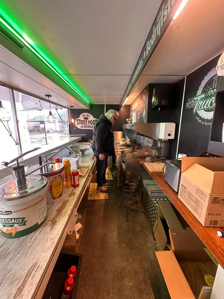 Foodtruck verkoopwagen BORCO HÖHNS 4,5m pitco bakplaat enz, Zakelijke goederen, Partijgoederen en Retail | Verkoopwagens, Ophalen