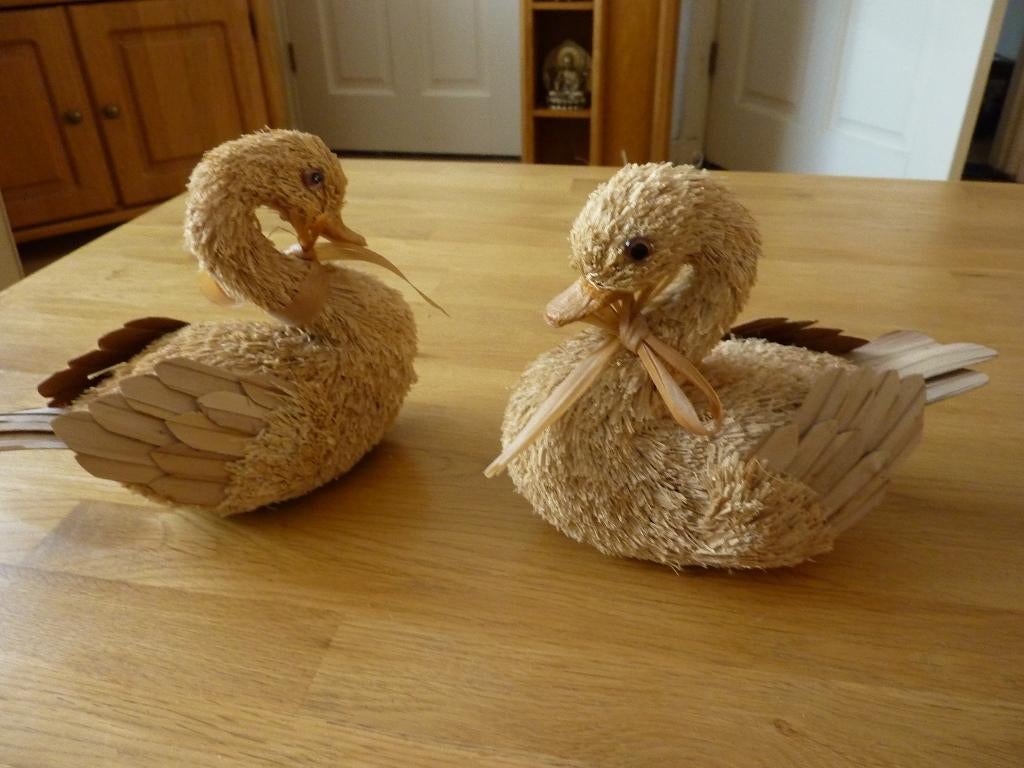 3 beelden riet eenden en egel, Ophalen of Verzenden, Zo goed als nieuw, Dier