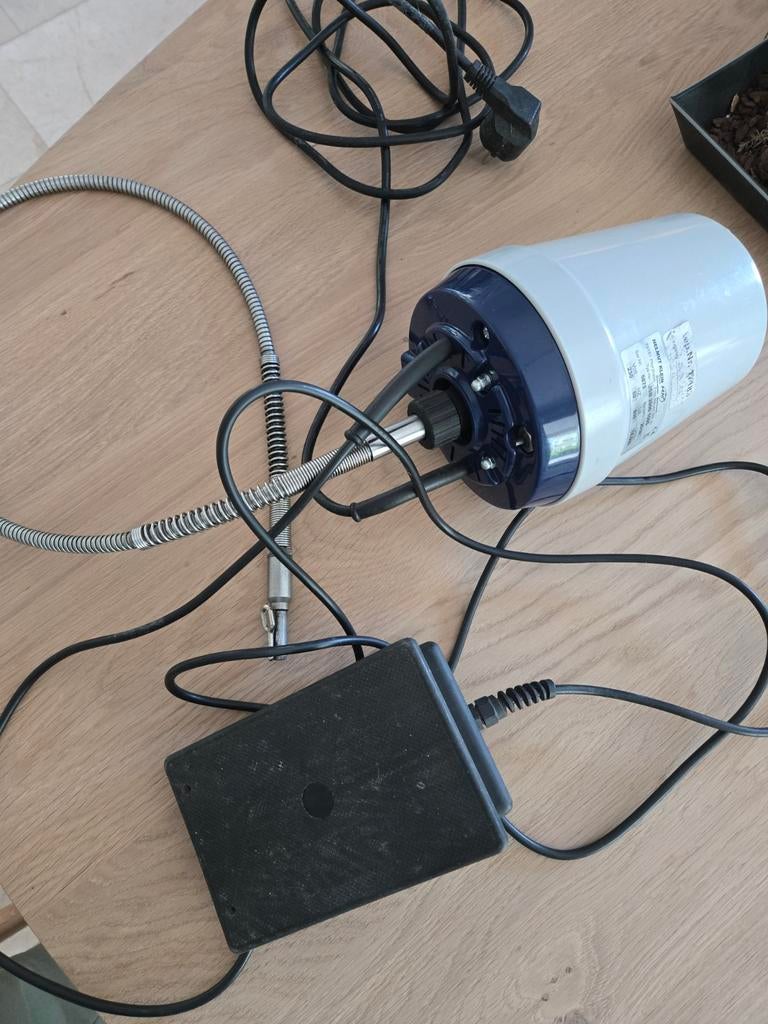 Klein JSB 2000 hangmotor voor goudsmid - Zeer goede staat, Doe-het-zelf en Verbouw, Ophalen of Verzenden, Zo goed als nieuw