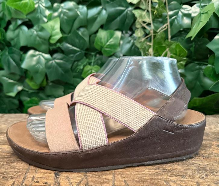 zo goed als nieuw sandalen van Fitflop maat 40, Kleding | Dames, Schoenen, Zo goed als nieuw, Sandalen of Muiltjes, Bruin, Ophalen of Verzenden