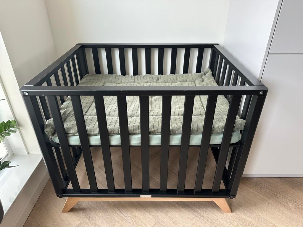 Zwarte box - merk: Bopita, Kinderen en Baby's, Boxen, Ophalen, Zo goed als nieuw