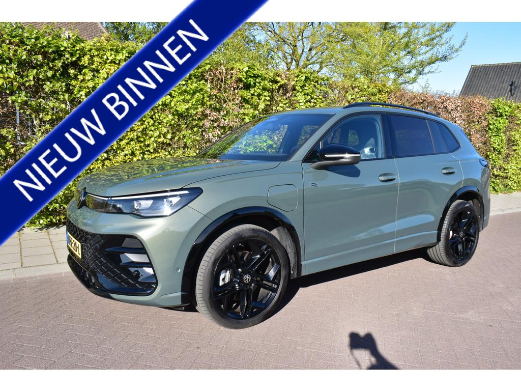 Volkswagen Tiguan 1.5 eHybrid R-Line, BLACK ED. TREKH. PANO., Auto's, Volkswagen, Bedrijf, Te koop, Tiguan, ABS, Achteruitrijcamera
