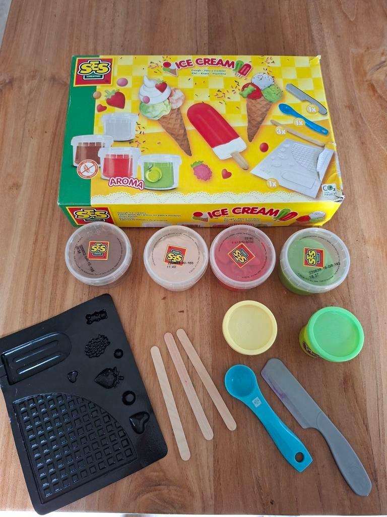 SES Creative Ice Cream Klei Set - Maak je eigen ijsjes!, Ophalen of Verzenden, Gebruikt, Bouwen