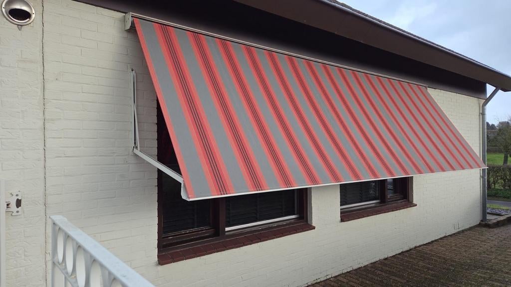 Elektrisch zonnescherm 5 meter breed, Tuin en Terras, Zonneschermen, Ophalen