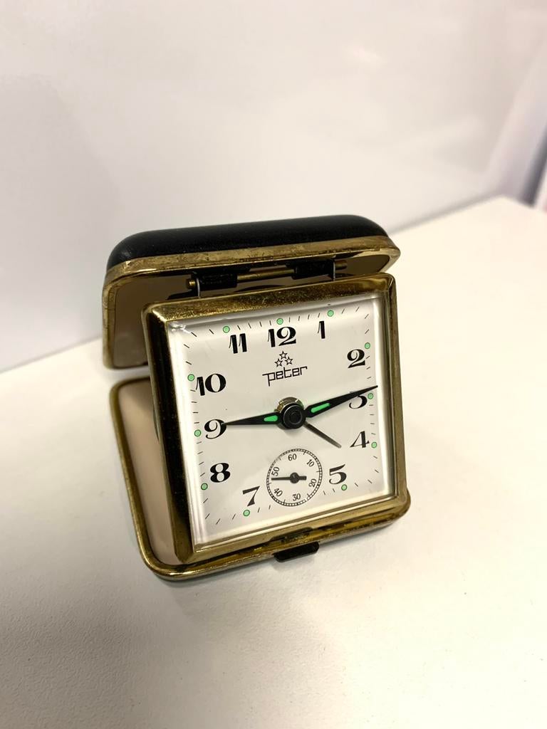 Prachtige vintage reiswekker van ‘Peter’, Witgoed en Apparatuur, Wekkers, Ophalen of Verzenden, Zo goed als nieuw