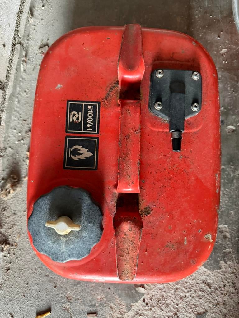 Ijzeren benzine tank 12 liter, Ophalen of Verzenden, Zo goed als nieuw, Motor en Techniek, Motorboot
