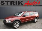 Volvo V70 Cross Country 2.4 T Comfort Line AUTOMAAT - KOPPAK, Auto's, Automaat, 1657 kg, 2435 cc, Vierwielaandrijving