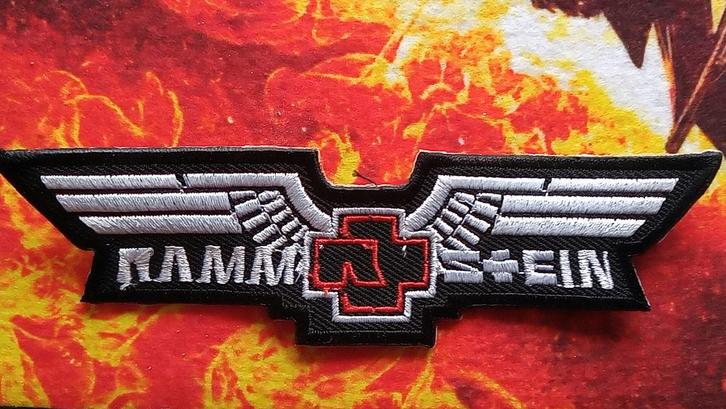 Rammstein mooie shaped patch 41 --3.5 x 12.5 cm, Verzamelen, Muziek, Artiesten en Beroemdheden, Nieuw, Kleding, Verzenden