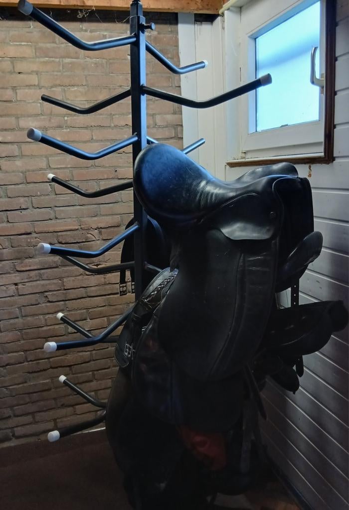 Zadel carrousel voor 20 zadels, Dieren en Toebehoren, Ophalen, Dressuur